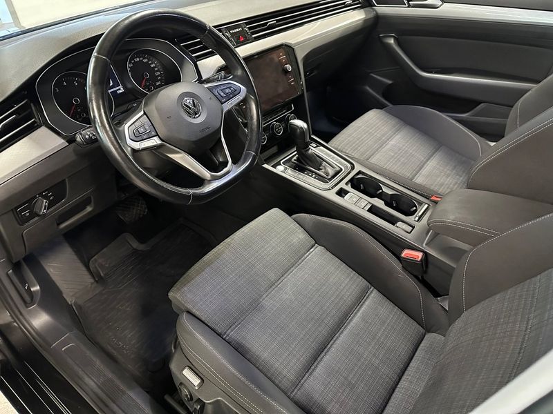 Volkswagen Passat bild 8