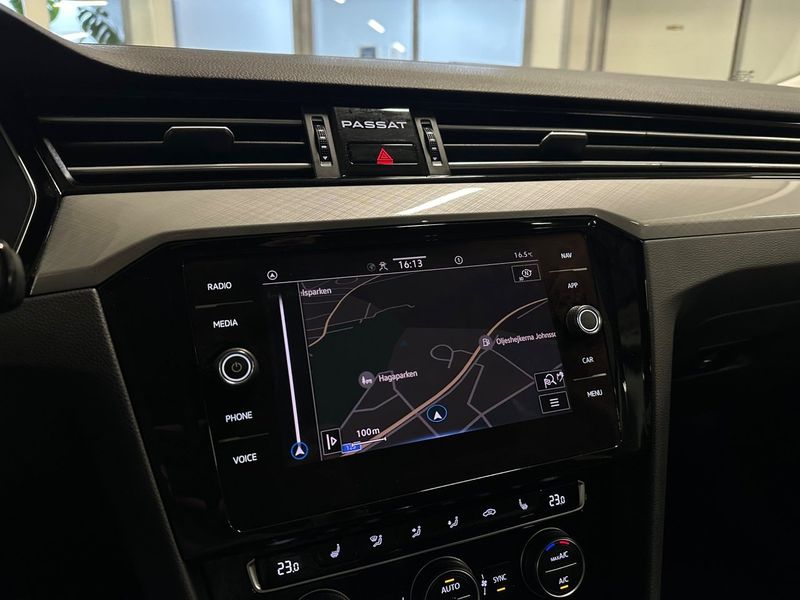 Volkswagen Passat bild 16