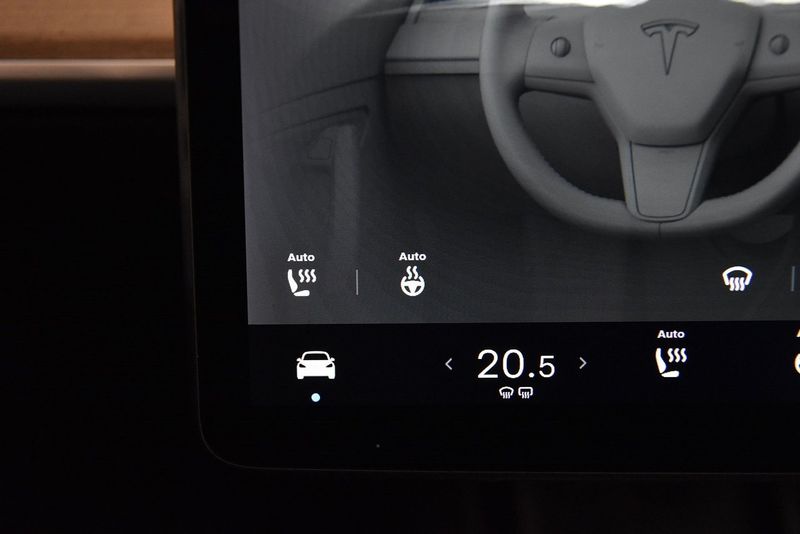 Tesla Model Y bild 21