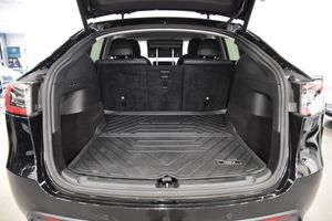 Tesla Model Y bild 24