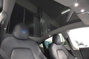 Tesla Model Y bild 13