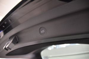 Tesla Model Y bild 23