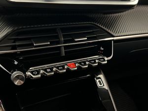 Peugeot 208 bild 16