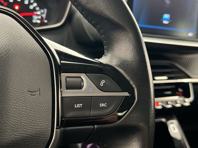 Peugeot 208 bild 13
