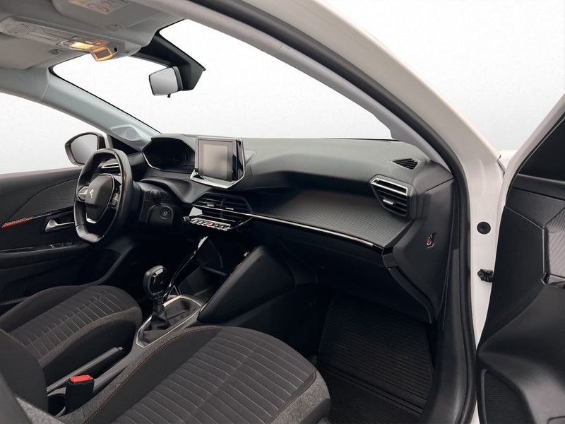 Peugeot 208 bild 19
