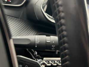 Peugeot 208 bild 24