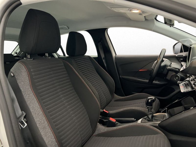 Peugeot 208 bild 18