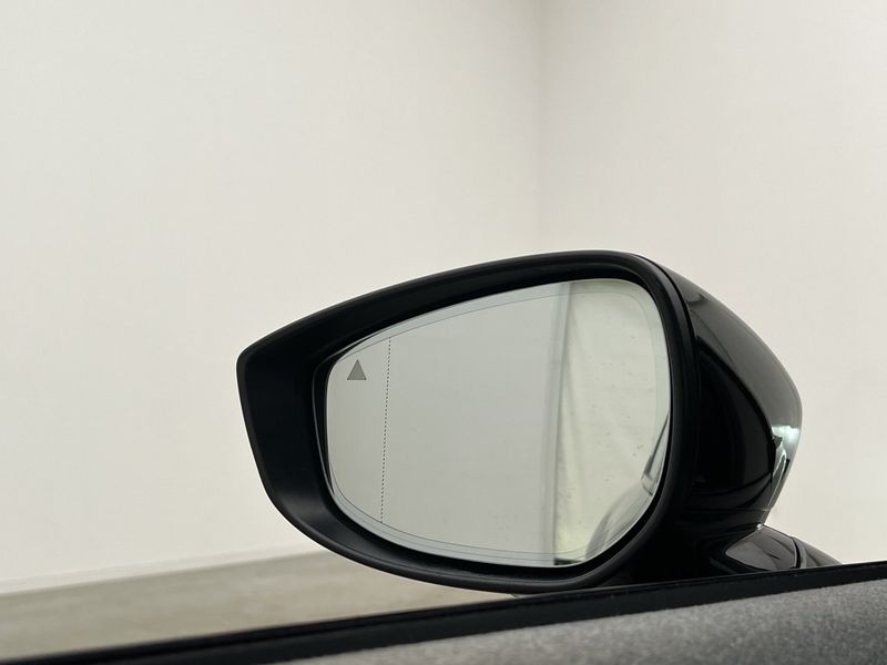 Mazda MX-30 bild 10