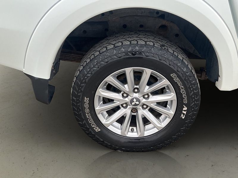 Mitsubishi L200 bild 27