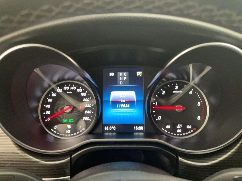 Mercedes V300 bild 21