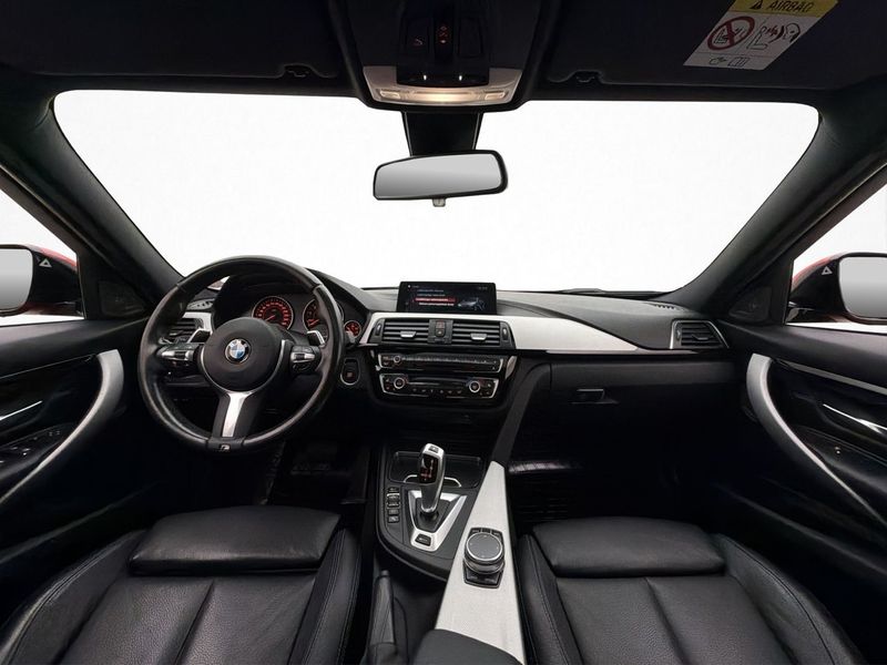 BMW 330 bild 13