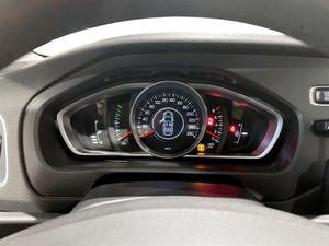 Volvo V40 bild 8