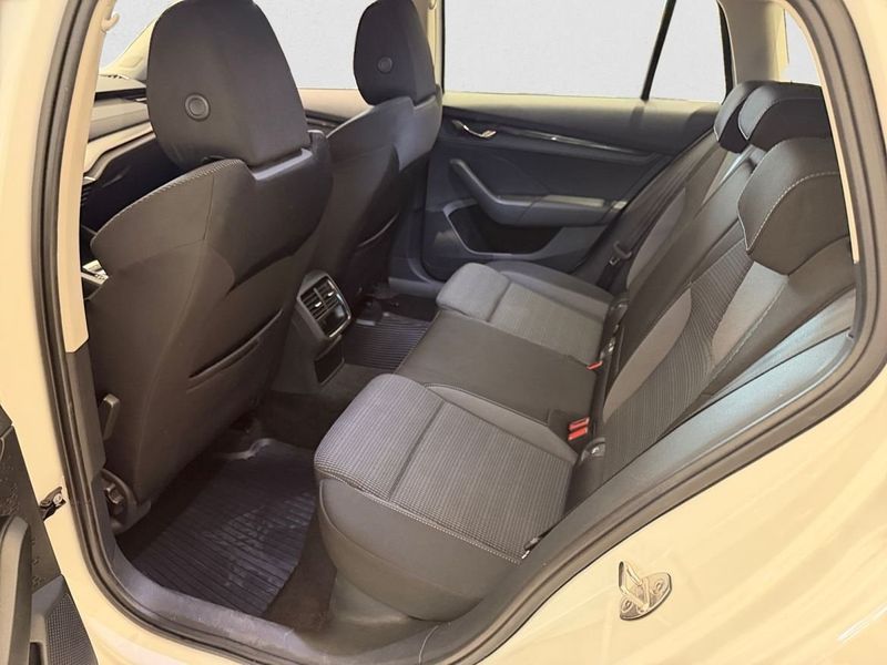 Skoda Octavia bild 10