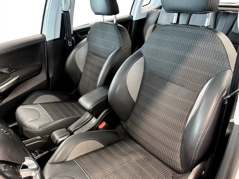 Peugeot 2008 bild 5