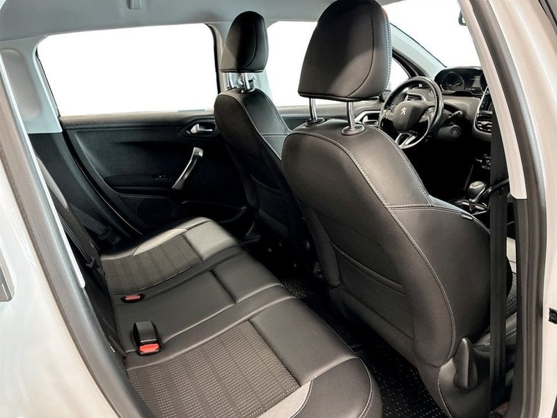 Peugeot 2008 bild 13