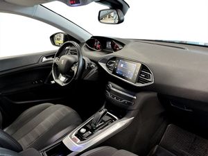 Peugeot 308 SW bild 12