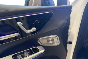Mercedes GLC300 bild 12