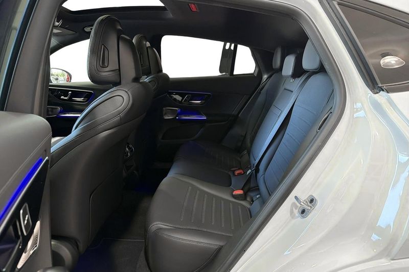 Mercedes GLC300 bild 10