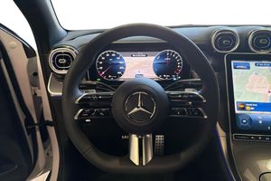 Mercedes GLC300 bild 7