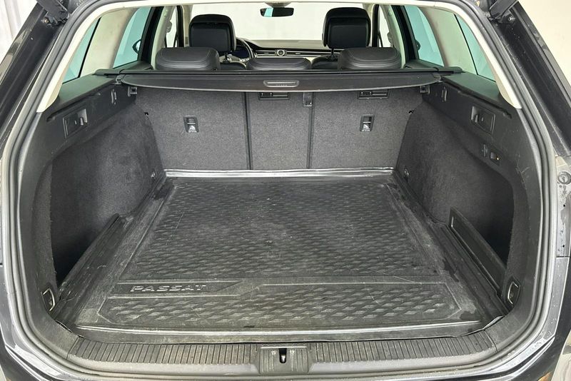 Volkswagen Passat bild 9
