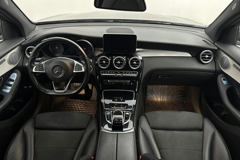 Mercedes GLC220 bild 6