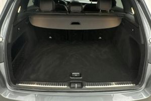 Mercedes GLC220 bild 9