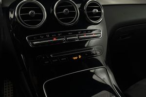 Mercedes GLC220 bild 13