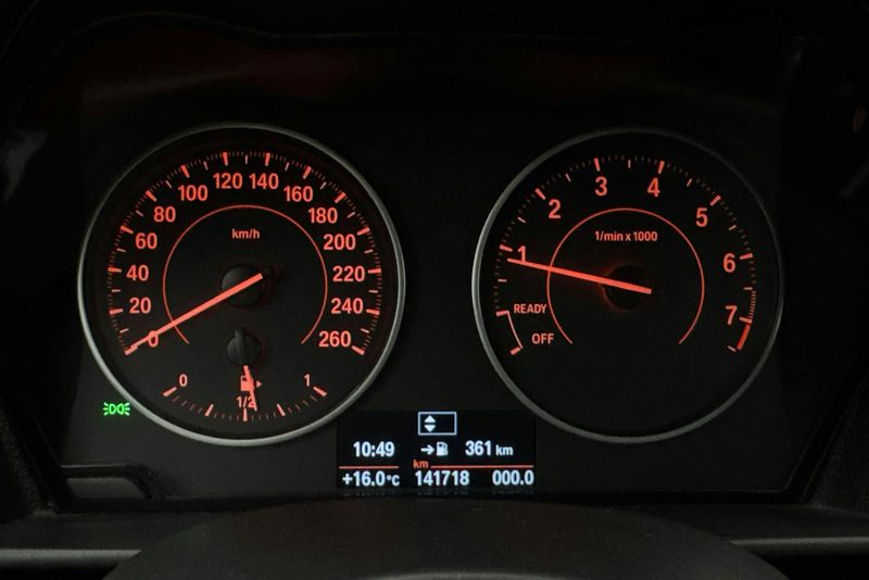 BMW 116 bild 10