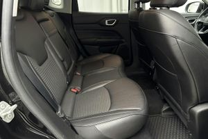 Jeep Compass bild 8