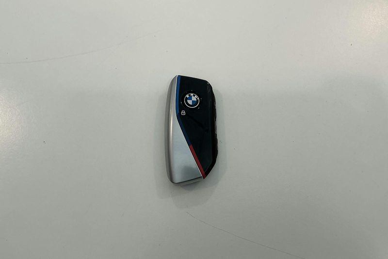 BMW iX3 bild 16