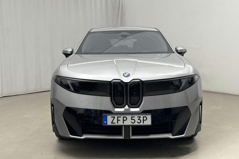 BMW iX3 bild 4
