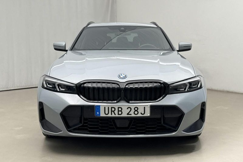 BMW 330 bild 4