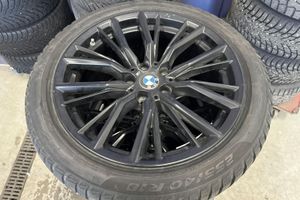 BMW 330 bild 24