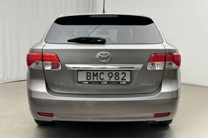 Toyota Avensis bild 5