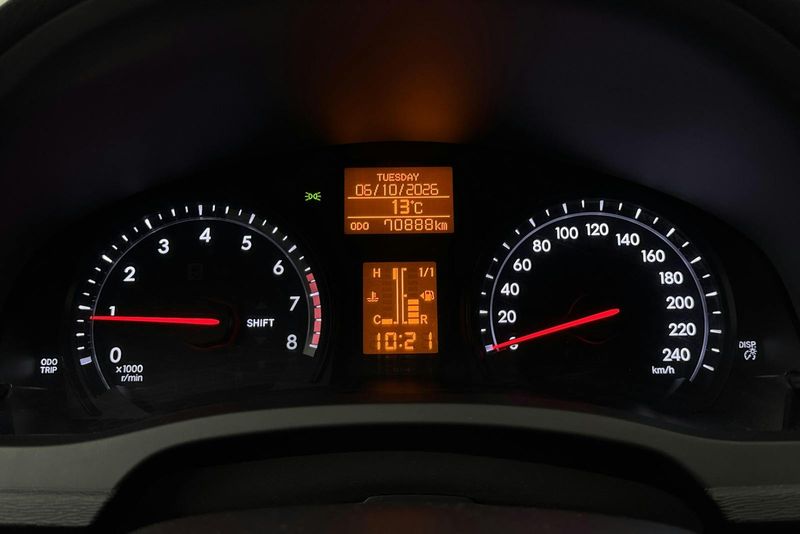 Toyota Avensis bild 10
