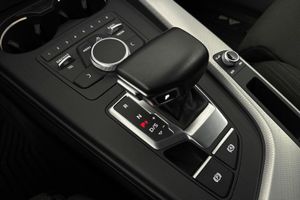 Audi A4 bild 13