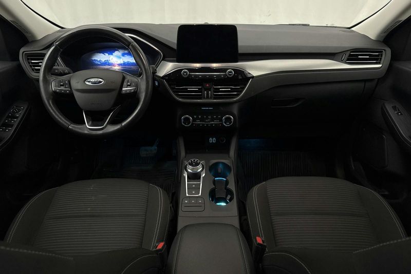 Ford Kuga bild 6