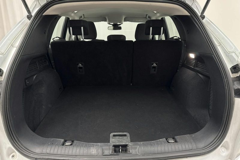 Ford Kuga bild 9