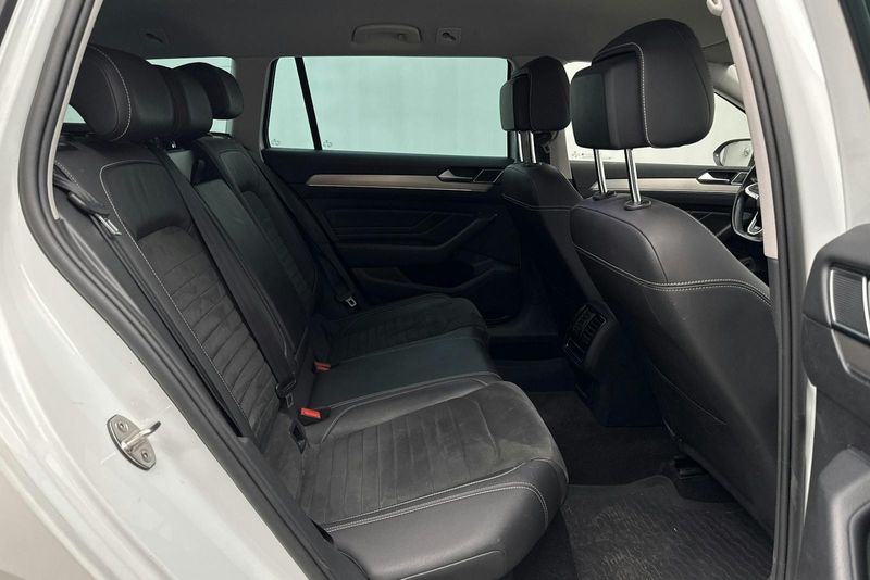 Volkswagen Passat bild 8