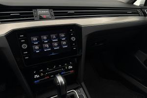 Volkswagen Passat bild 12