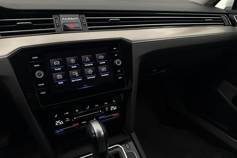 Volkswagen Passat bild 12