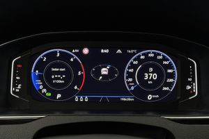 Volkswagen Passat bild 11