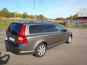 Volvo V70 bild 2