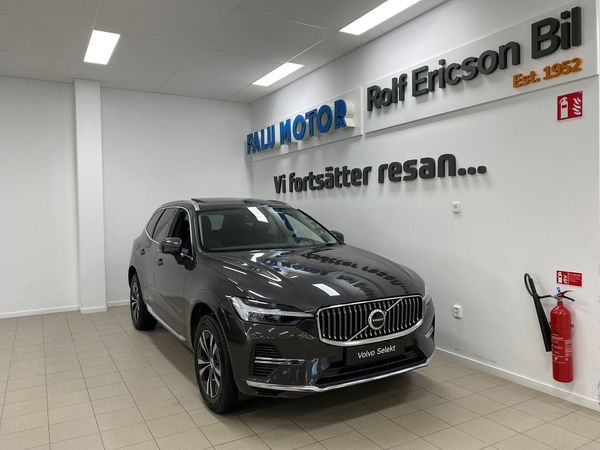 Volvo XC60 T6 Core Edition - 2025