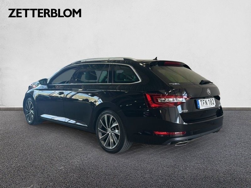 Skoda Superb bild 3