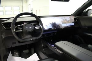 Mazda CX-6e bild 7