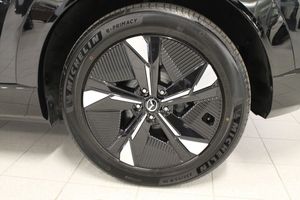 Mazda CX-6e bild 11