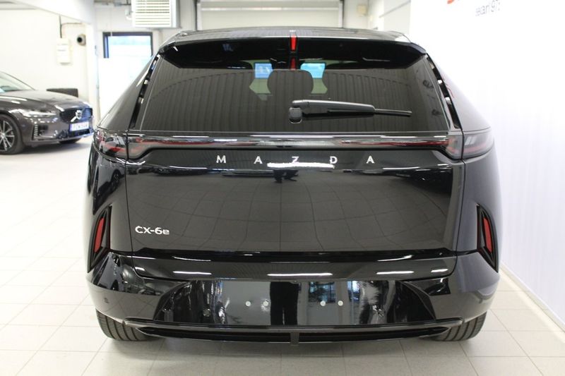 Mazda CX-6e bild 4