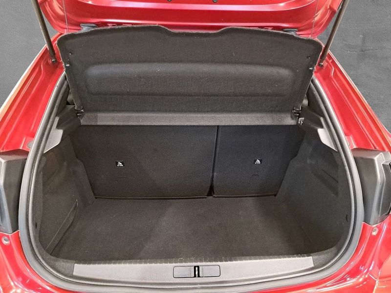 Peugeot 208 bild 7