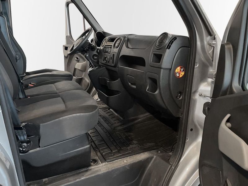 Nissan NV400 bild 9